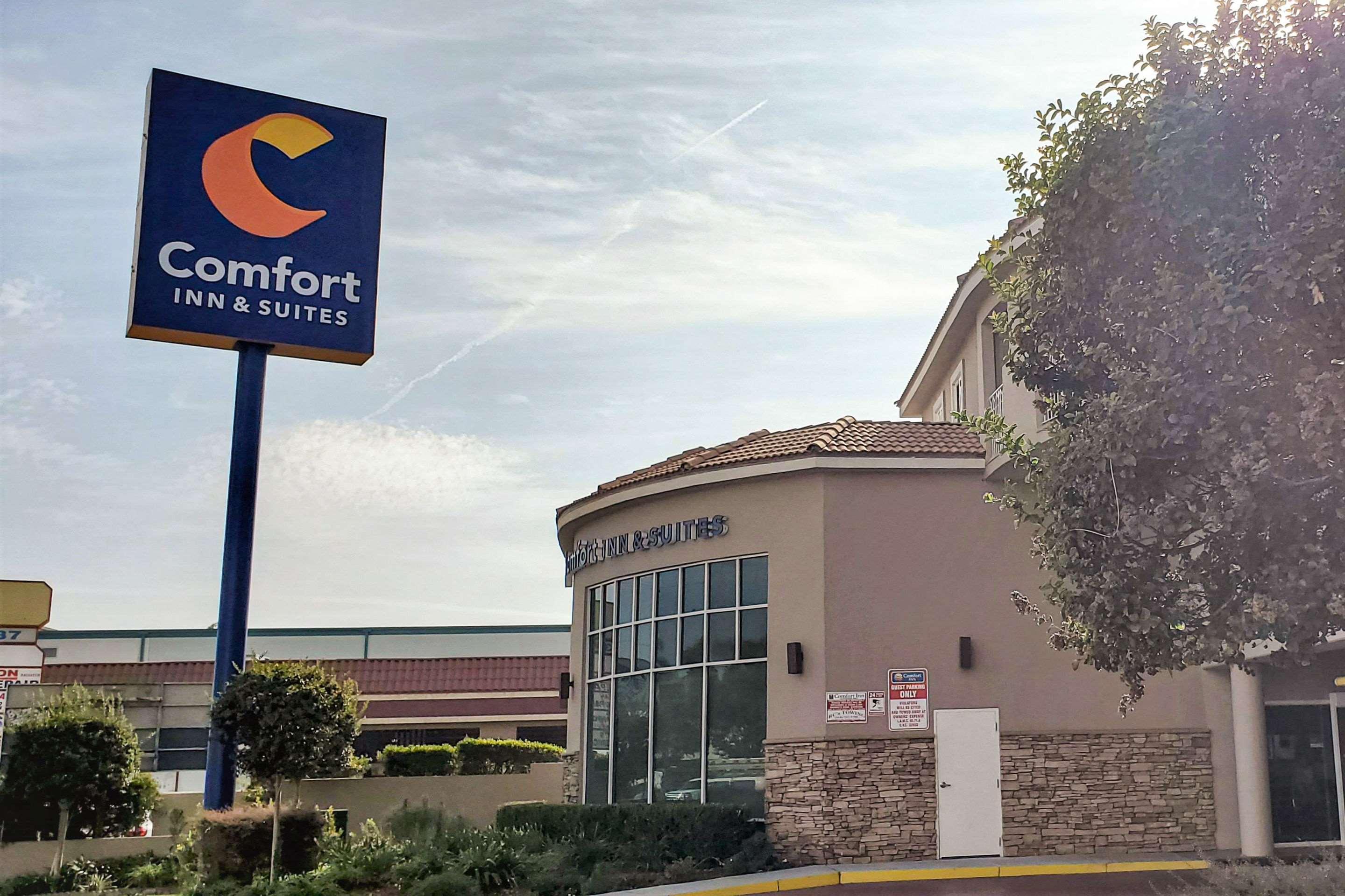 Comfort Inn & Suites Near Universal - N Hollywood - Burbank Los Ángeles Exterior foto