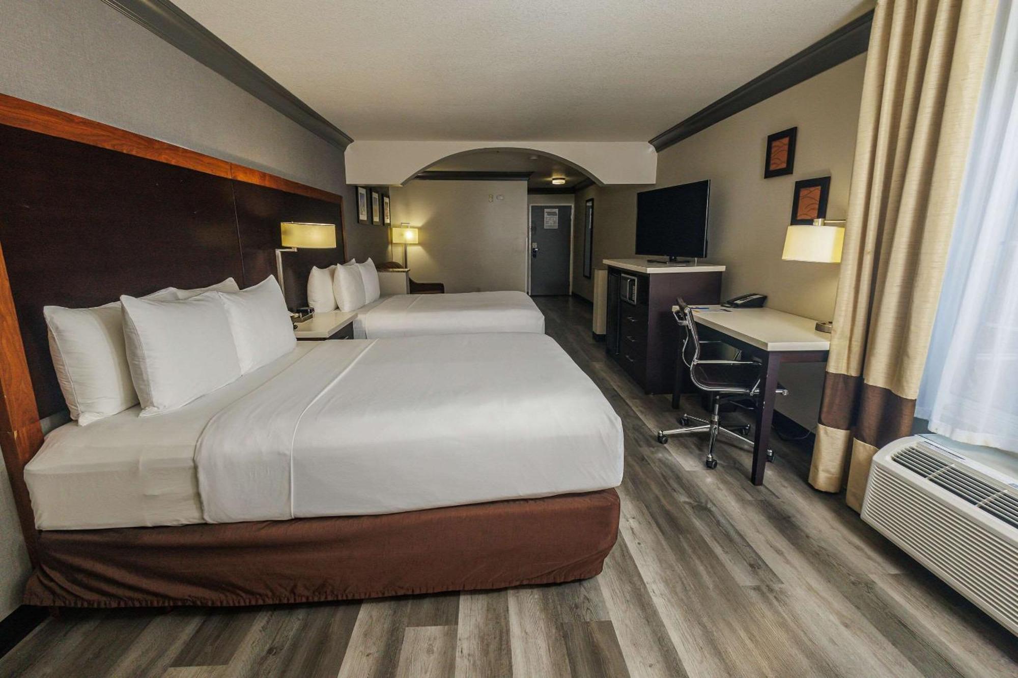 Comfort Inn & Suites Near Universal - N Hollywood - Burbank Los Ángeles Exterior foto