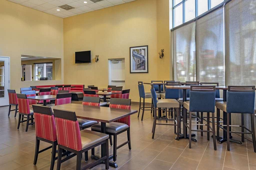 Comfort Inn & Suites Near Universal - N Hollywood - Burbank Los Ángeles Restaurante foto