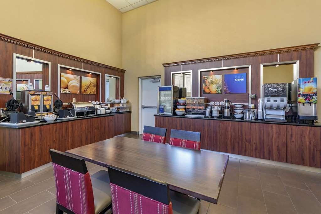 Comfort Inn & Suites Near Universal - N Hollywood - Burbank Los Ángeles Restaurante foto